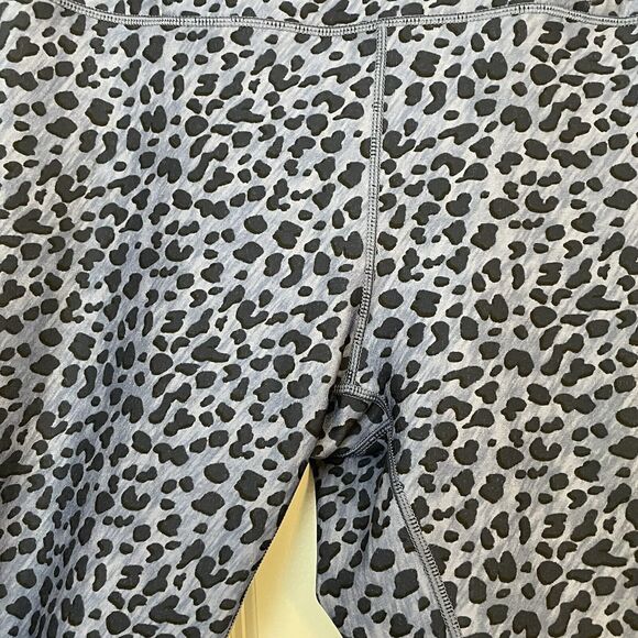 Calla Leopard Print Leggings - Picture 3 of 8
